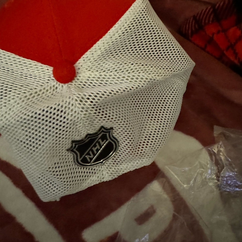 New York Rangers hat - Picture 7 of 7